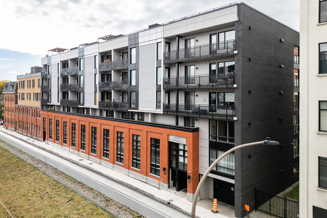 750 Rose-De-Lima Rue in Montréal, QC - Building Photo