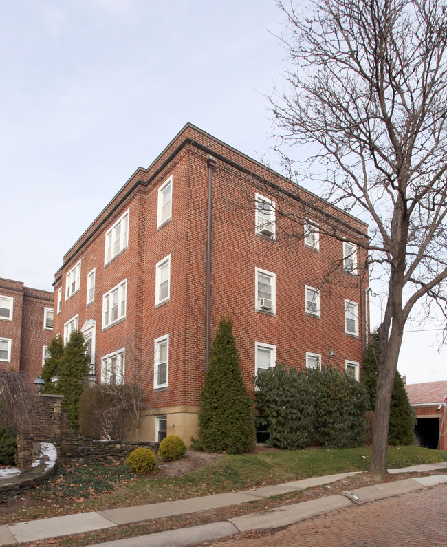 141 Central Sq in Pittsburgh, PA - Foto de edificio - Building Photo