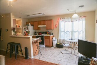 1708 E 17th St in Austin, TX - Building Photo - Building Photo