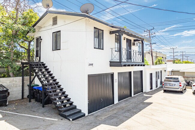 1142-1148 Western Ave in Glendale, CA - Foto de edificio - Building Photo