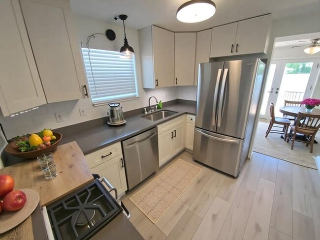 126 N Palmway in Lake Worth Beach, FL - Building Photo - Building Photo