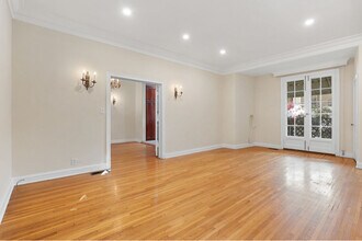 420 S Beverwil Dr in Beverly Hills, CA - Foto de edificio - Building Photo