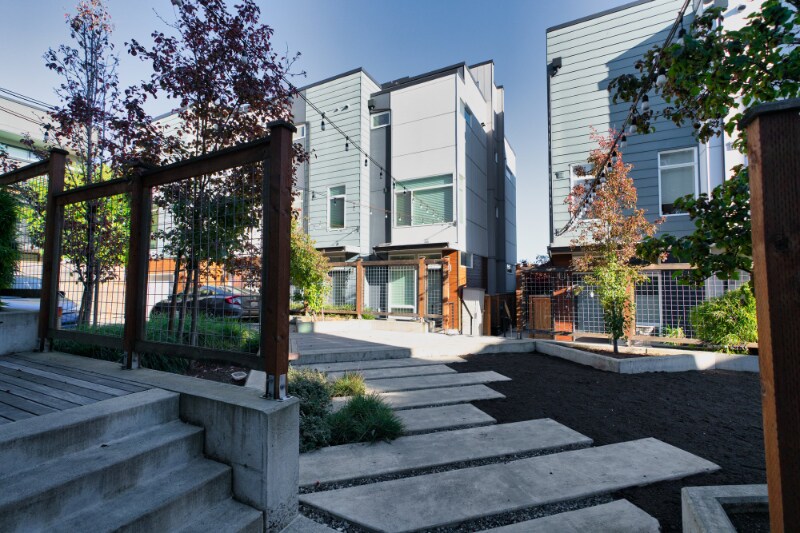 122 20th Ave in Seattle, WA - Building Photo