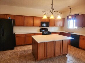 6280 Carmona Rd NW in Albuquerque, NM - Building Photo - Building Photo