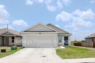 10502 Torroja Wy in Converse, TX - Building Photo