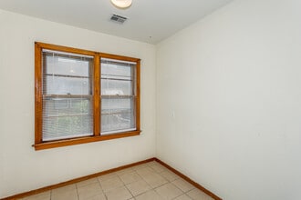 4716 Arbor St in Wichita, KS - Building Photo - Building Photo