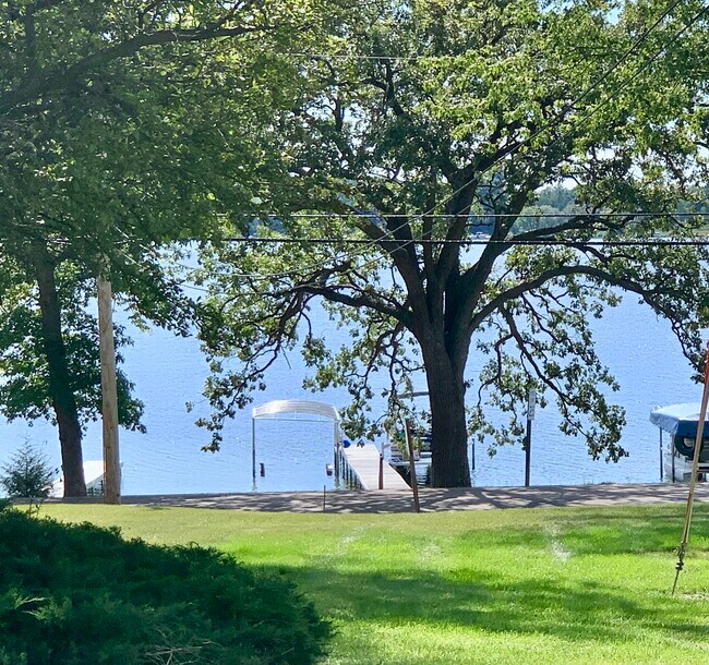 W9206 Ripley Rd, Unit 3 in Cambridge, WI - Building Photo - Building Photo