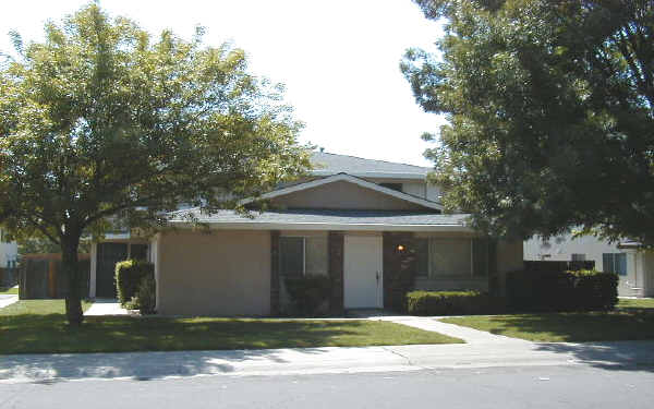 6544 Bremen Dr in Citrus Heights, CA - Building Photo - Building Photo