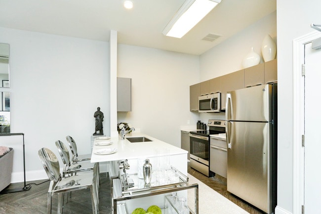 The James - Active Senior Residences in Ferndale, MI - Building Photo - Interior Photo