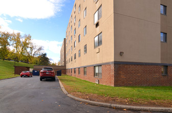 Burns Apartments in Troy, NY - Building Photo - Building Photo