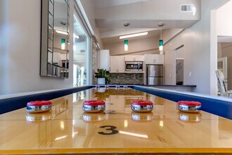 The Grove in San Jose, CA - Foto de edificio - Interior Photo
