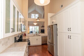 903 Sunrose Terrace in Sunnyvale, CA - Building Photo - Building Photo