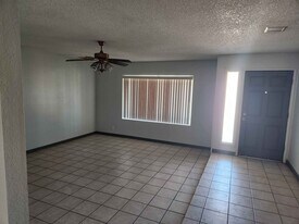 4715 W Cheryl Dr in Glendale, AZ - Building Photo