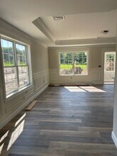 42 Whittemore Rd in Pembroke, NH - Foto de edificio - Building Photo