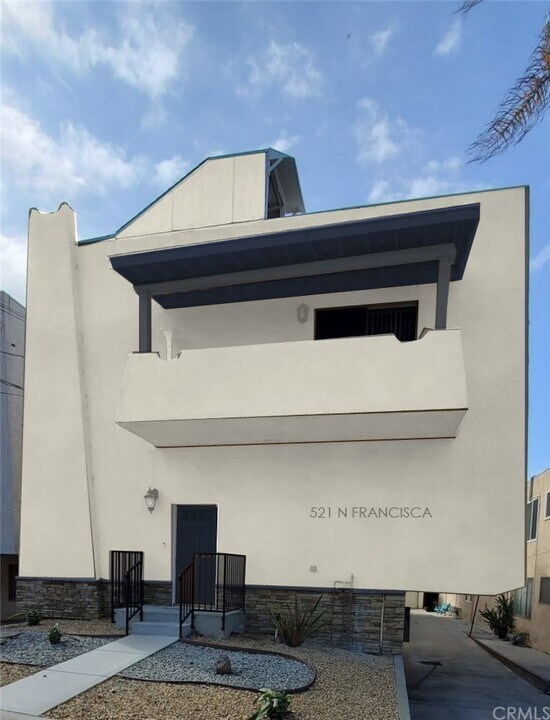 521 N Francisca Ave, Unit 3 in Redondo Beach, CA - Building Photo