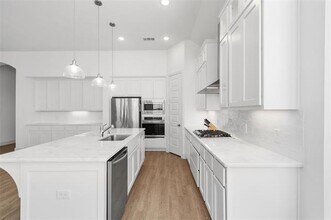 4005 Crossroads Ct in Oak Point, TX - Building Photo - Building Photo