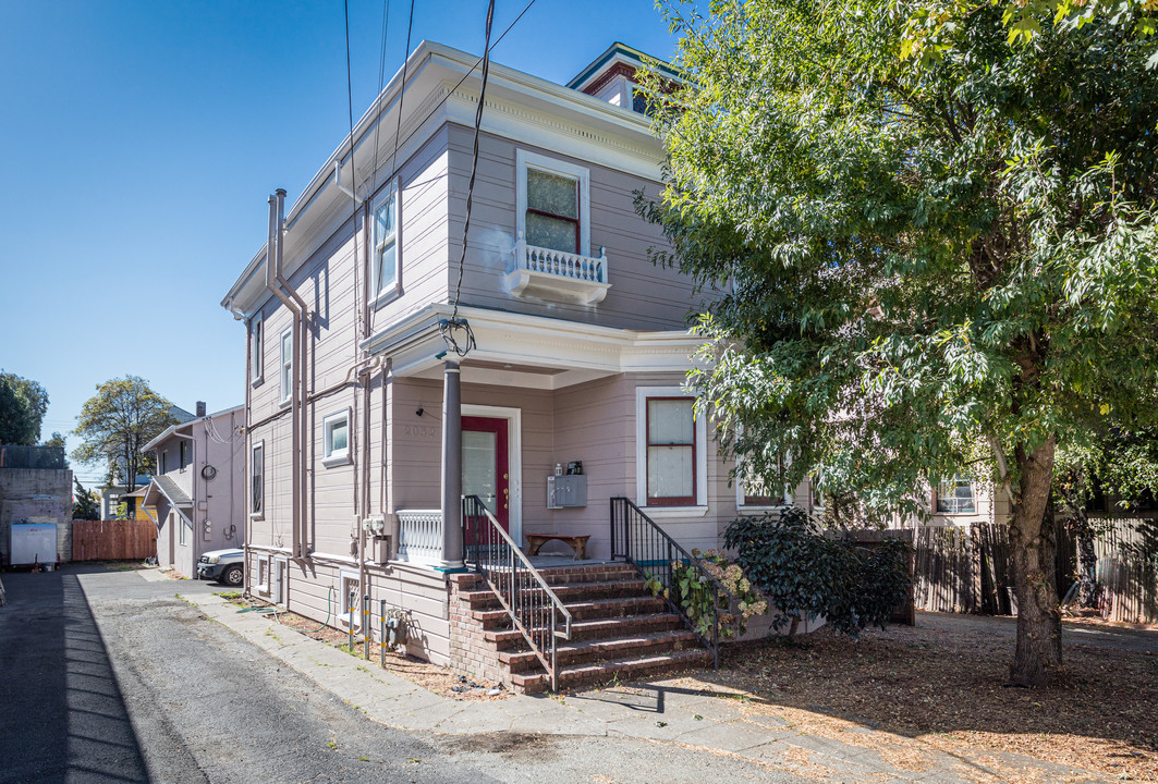 2032 Parker St in Berkeley, CA - Building Photo