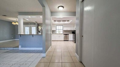 122 Galiano Ct in Spring Hill, FL - Building Photo - Building Photo