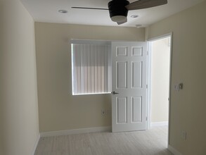 12120 Rahn Ave in Granada Hills, CA - Building Photo - Building Photo