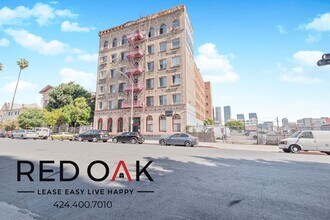 744 Beacon Ave in Los Angeles, CA - Building Photo - Building Photo