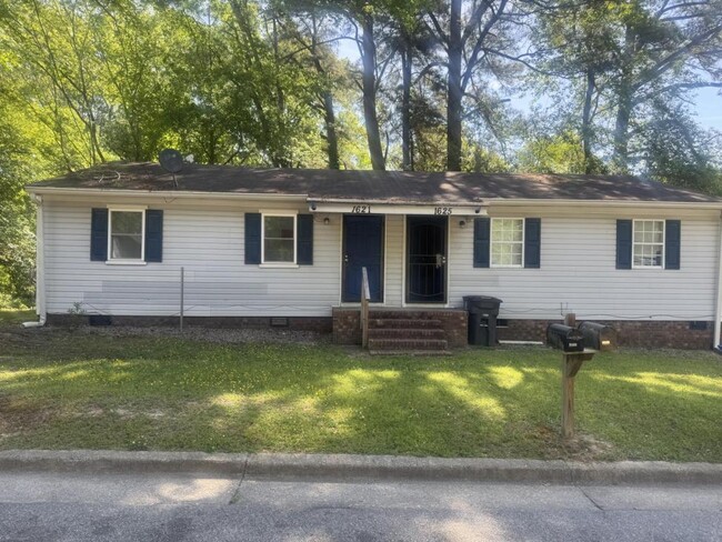 property at 1621 Cypress St