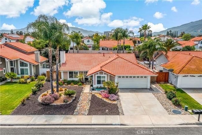 31141 Vía Gilberto in Temecula, CA - Foto de edificio - Building Photo