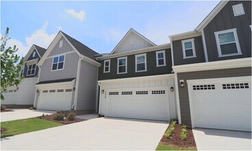 1218 Tredenham Wy in Durham, NC - Building Photo - Building Photo