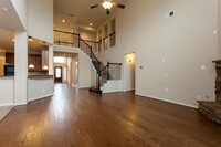 2307 Creighton Ln in Sugar Land, TX - Building Photo - Building Photo