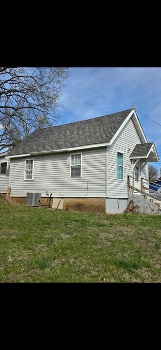 500 Glendale St in Park Hills, MO - Foto de edificio