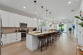 3552 Hibiscus Ave in Naples, FL - Building Photo - Building Photo