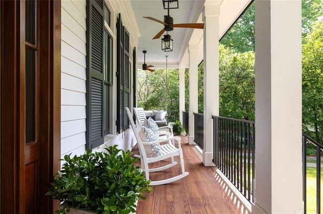 132 Mt Vernon Dr in Decatur, GA - Building Photo - Building Photo