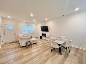 3096 Spline Cir in Raleigh, NC - Building Photo - Building Photo
