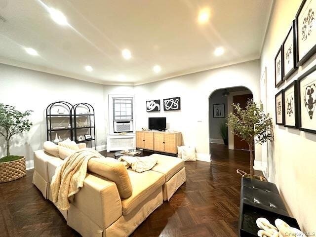 22-13 38th St in Queens, NY - Building Photo - Building Photo