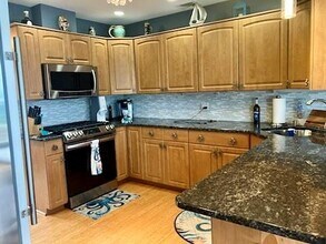 296 Asharoken Ave in Northport, NY - Building Photo - Building Photo