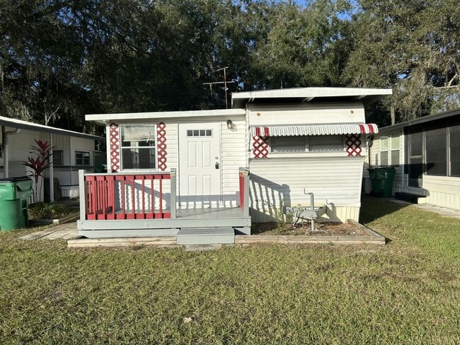 property at 38706 Daughtery Rd