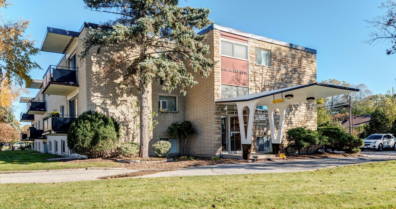 1340 Colborne Rd in Sarnia, ON - Building Photo