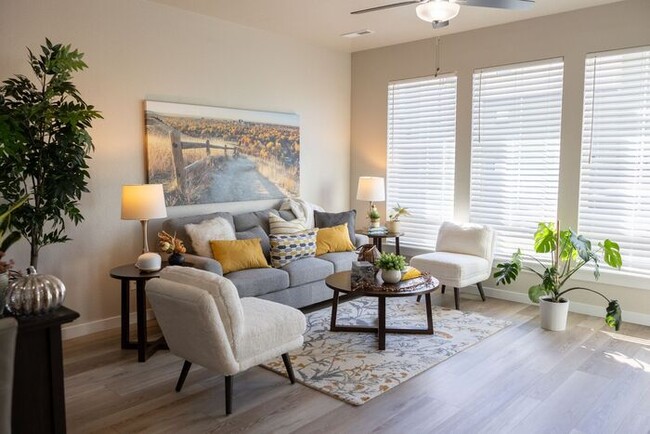 property at 6188 N Hampstead Ave