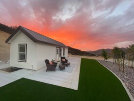 34012 Oneal Rd in Wildomar, CA - Building Photo
