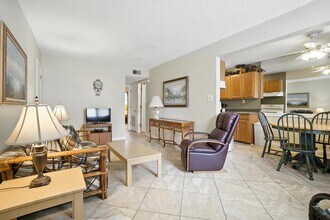 905 Leisure Square in Virginia Beach, VA - Building Photo - Building Photo