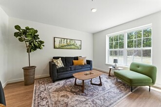 Elizabeth Brook Apartments in Stow, MA - Building Photo - Building Photo