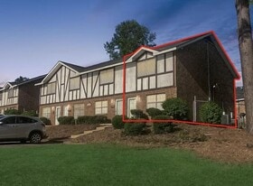 2505 Nottingham Way in Albany, GA - Building Photo