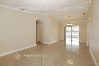 20251 SW 130th Ct, Unit Unit B in Miami, FL - Foto de edificio - Building Photo