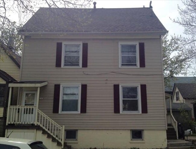 property at 2565 N Weil St