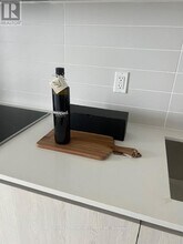 120 Broadway Ave in Toronto, ON - Building Photo - Building Photo