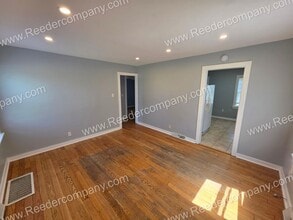 6821 Woodmar Ave in Hammond, IN - Building Photo - Building Photo