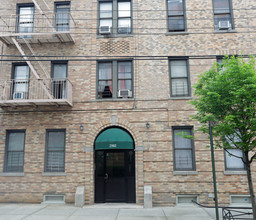 2502 Barnes Ave in Bronx, NY - Building Photo - Building Photo