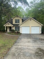 186 Cairnburgh Rd in Richmond Hill, GA - Building Photo