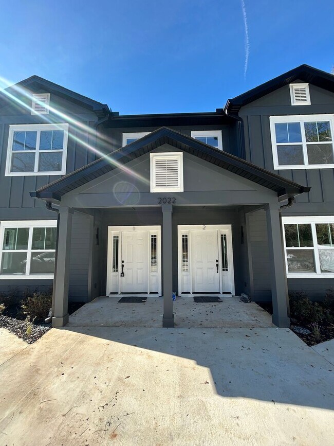 2022 Trimble Rd in Tallahassee, FL - Building Photo - Building Photo