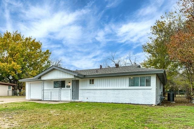 102 Mildred Ln in Benbrook, TX - Building Photo - Building Photo