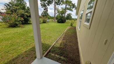 2069 Legion Rd in Sneads, FL - Building Photo - Building Photo